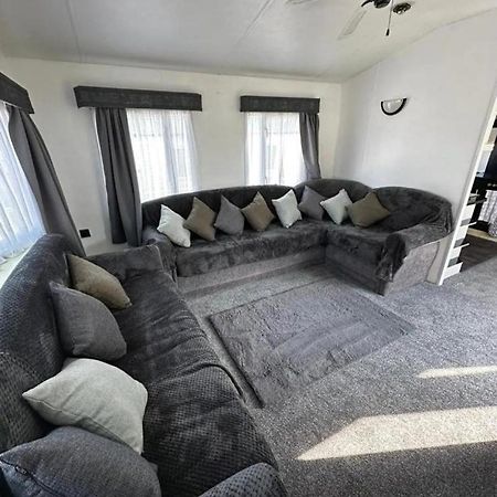2 Bed Mobile Home Sea Views, Centre Field Warden  Dış mekan fotoğraf