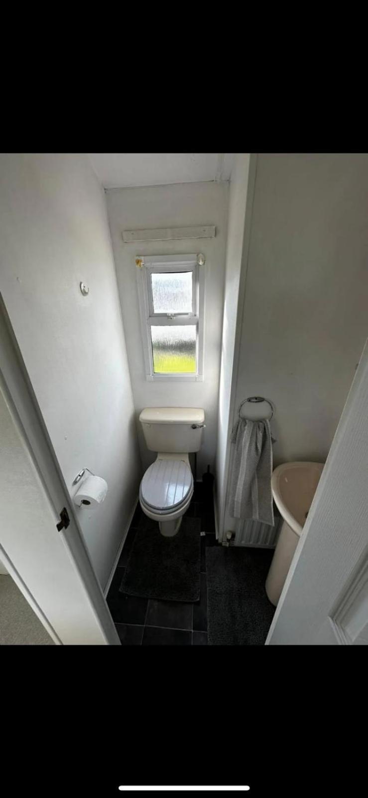 2 Bed Mobile Home Sea Views, Centre Field Warden  Dış mekan fotoğraf