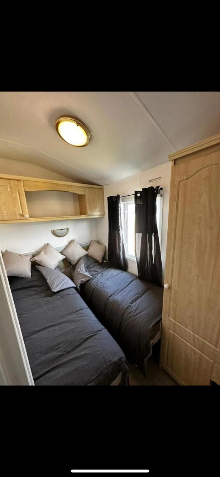 2 Bed Mobile Home Sea Views, Centre Field Warden  Dış mekan fotoğraf